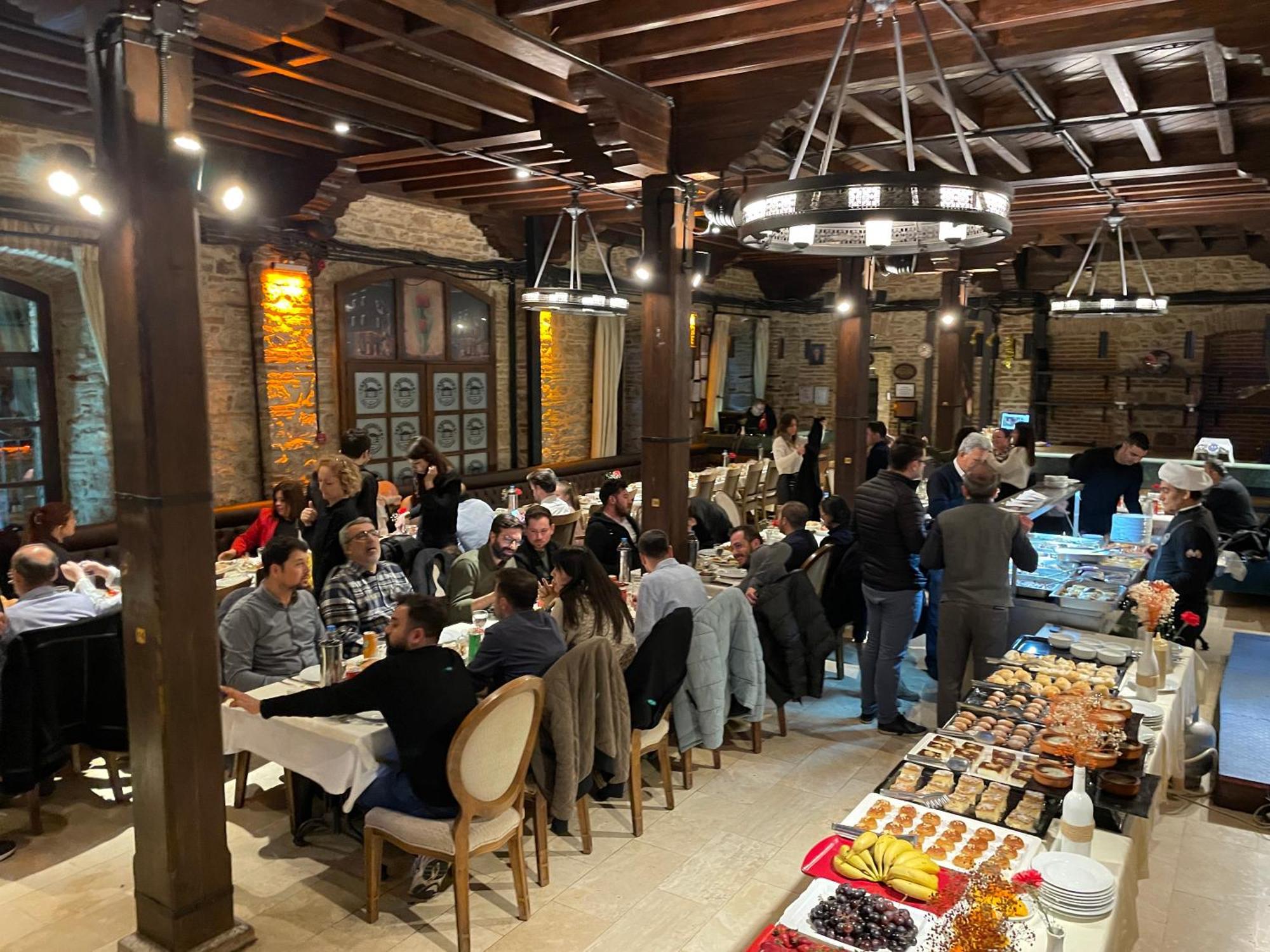 Giritligil Hotel Manisa Esterno foto