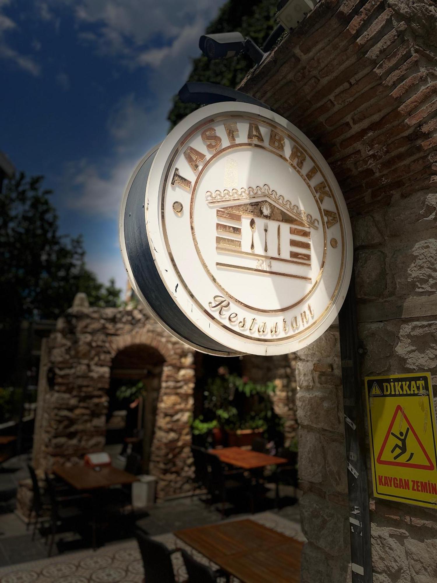 Giritligil Hotel Manisa Esterno foto