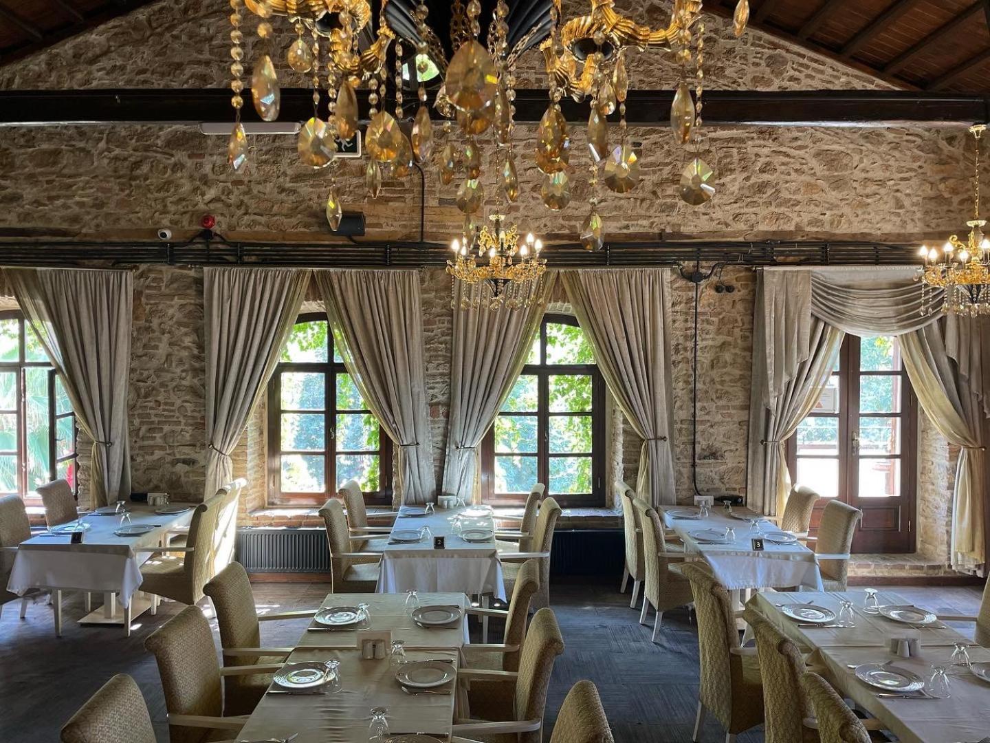 Giritligil Hotel Manisa Esterno foto