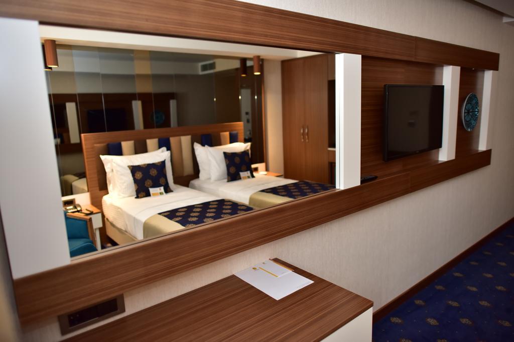 Giritligil Hotel Manisa Esterno foto