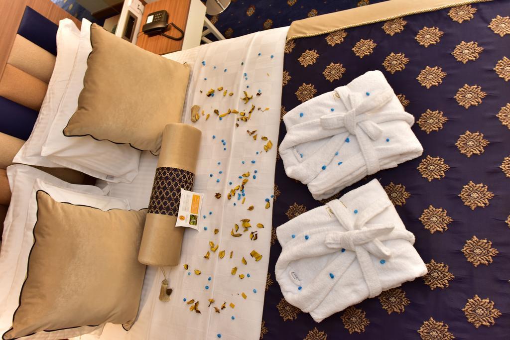Giritligil Hotel Manisa Esterno foto